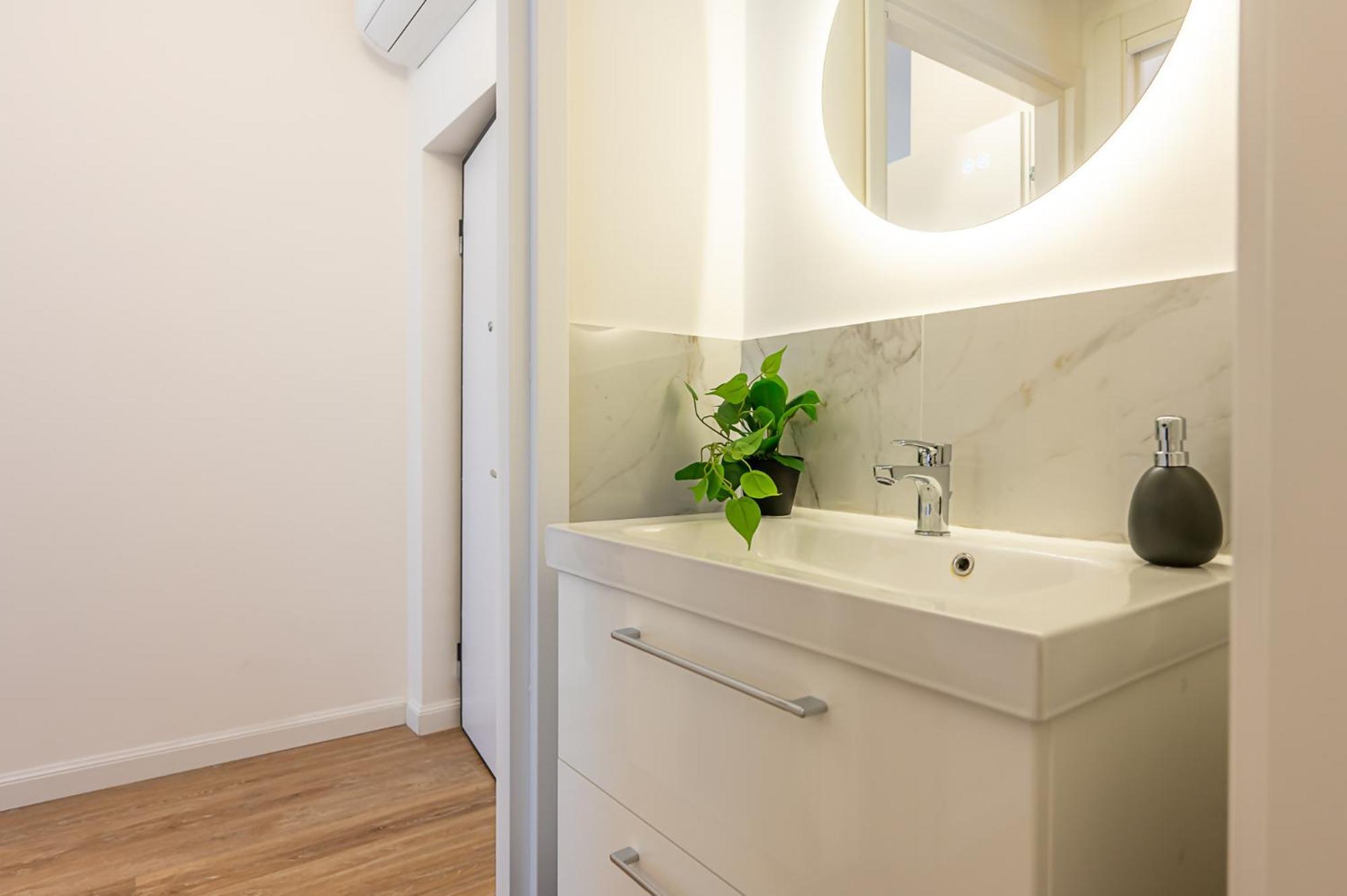 Navigli Duomo Chic Wifi Ac Appartement *